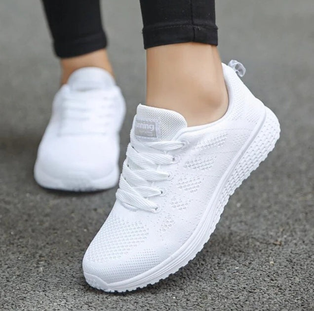 Auri | Sports Sneakers