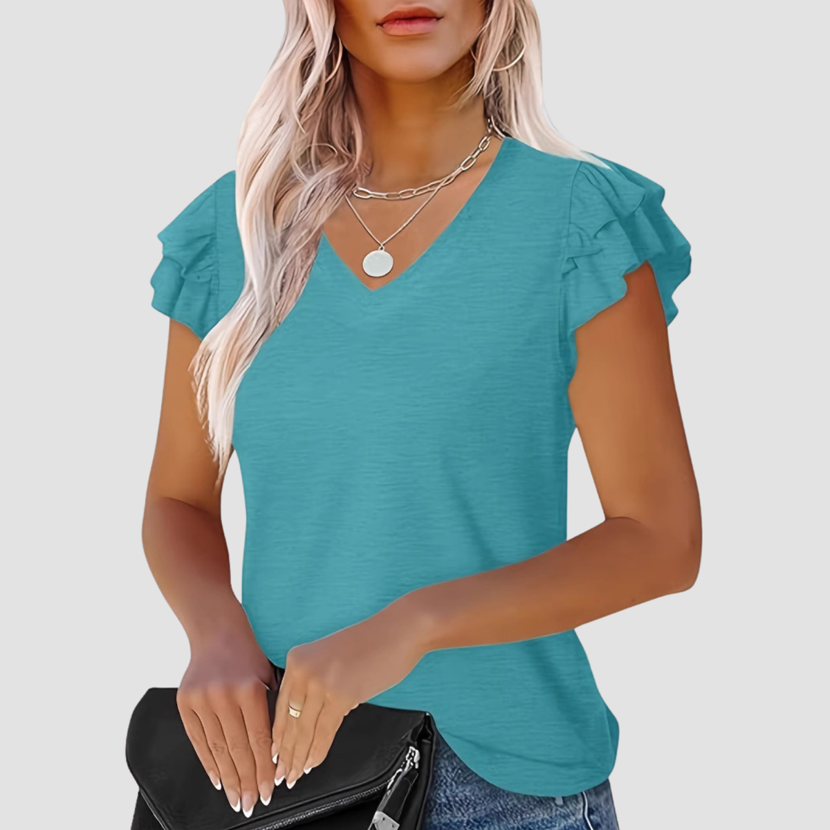 Lara | V-neck T-shirt