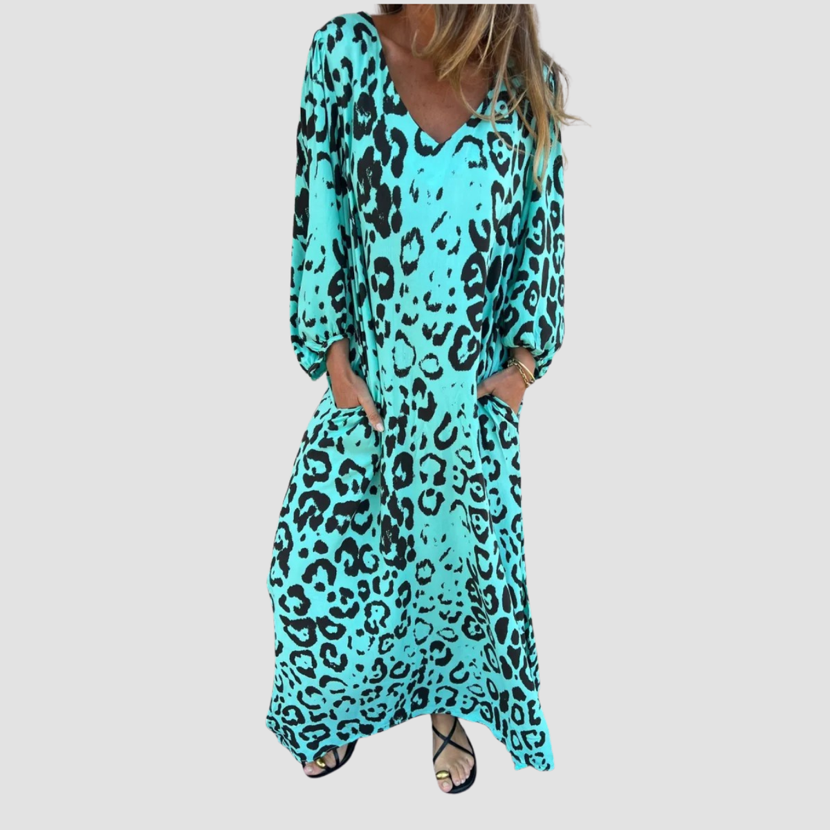 Novea | Abito leopardato con scollo a V