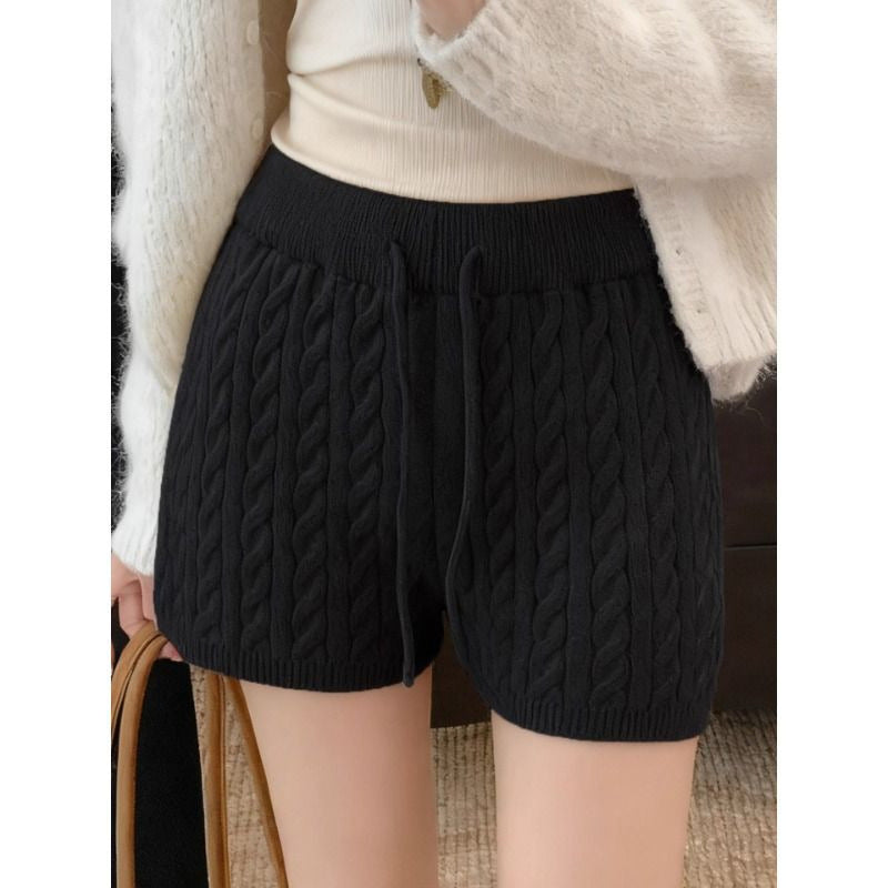 Nola | Pantaloncini in maglia a trecce
